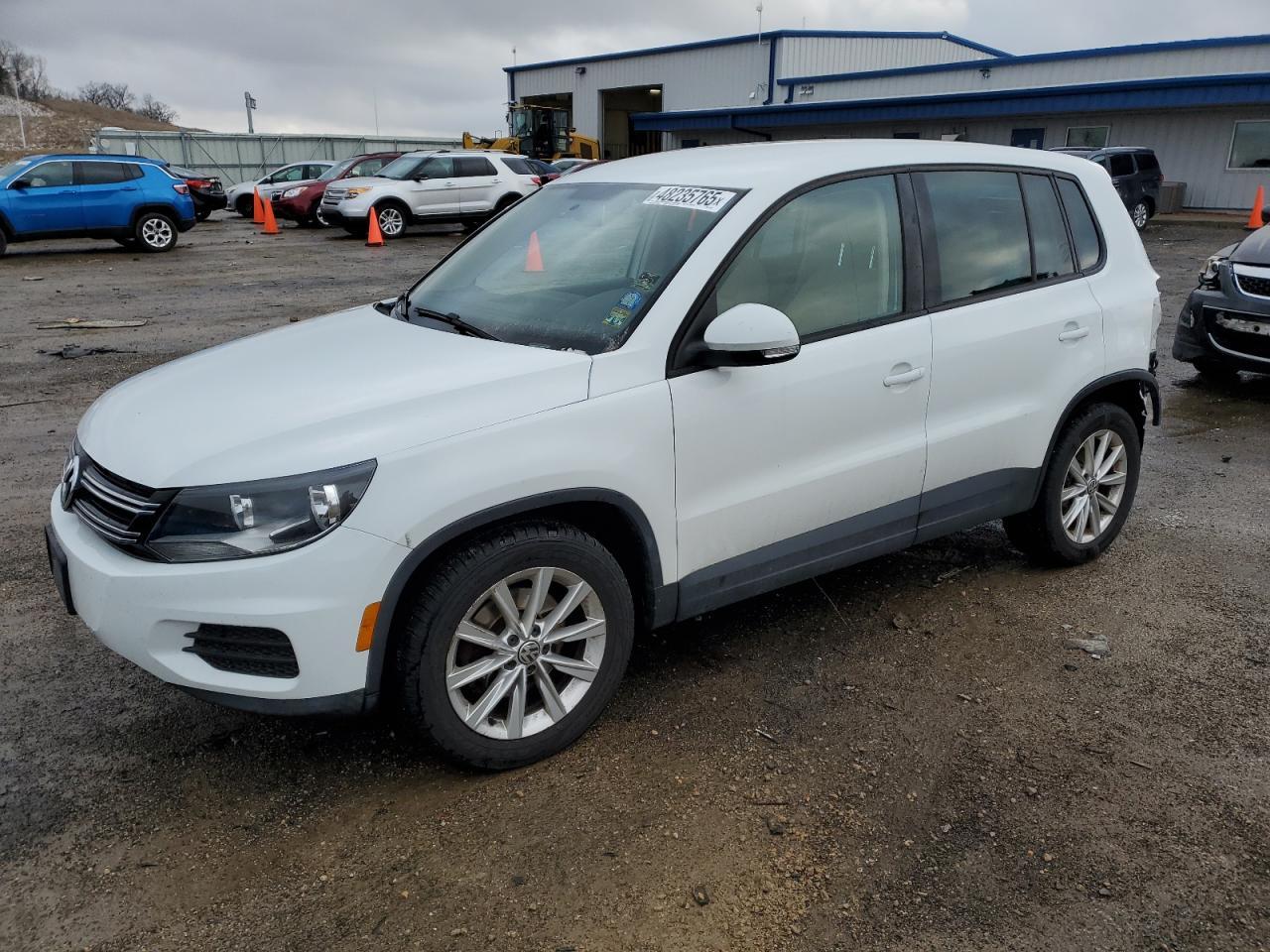 2014 VOLKSWAGEN TIGUAN S