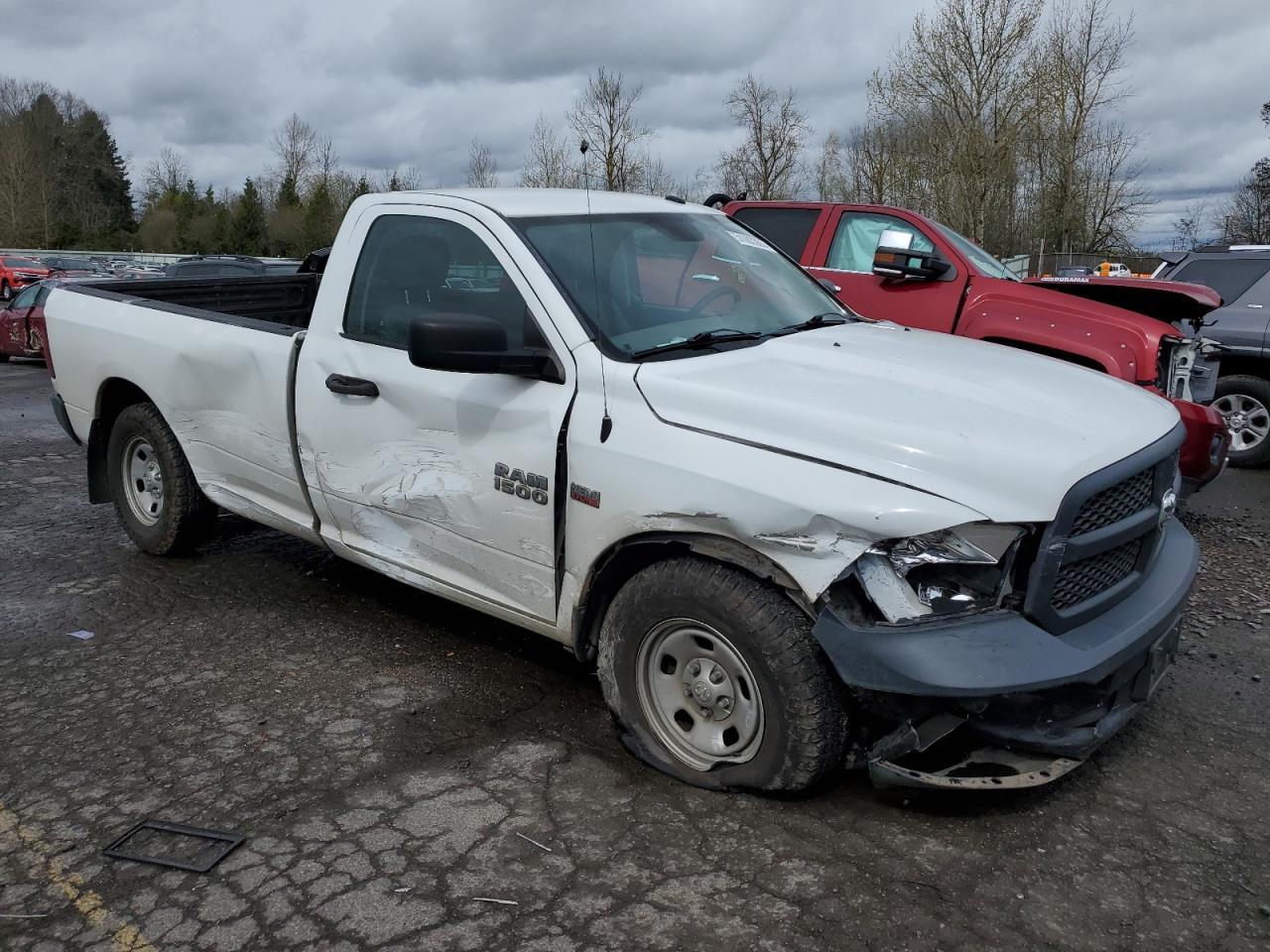 2014 RAM 1500 ST - Image 4