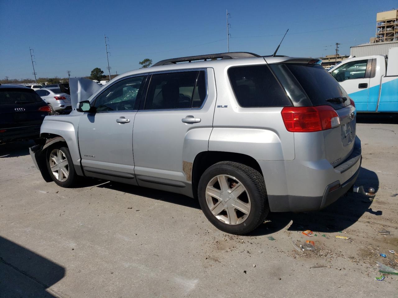 2012 GMC TERRAIN SL - Image 2