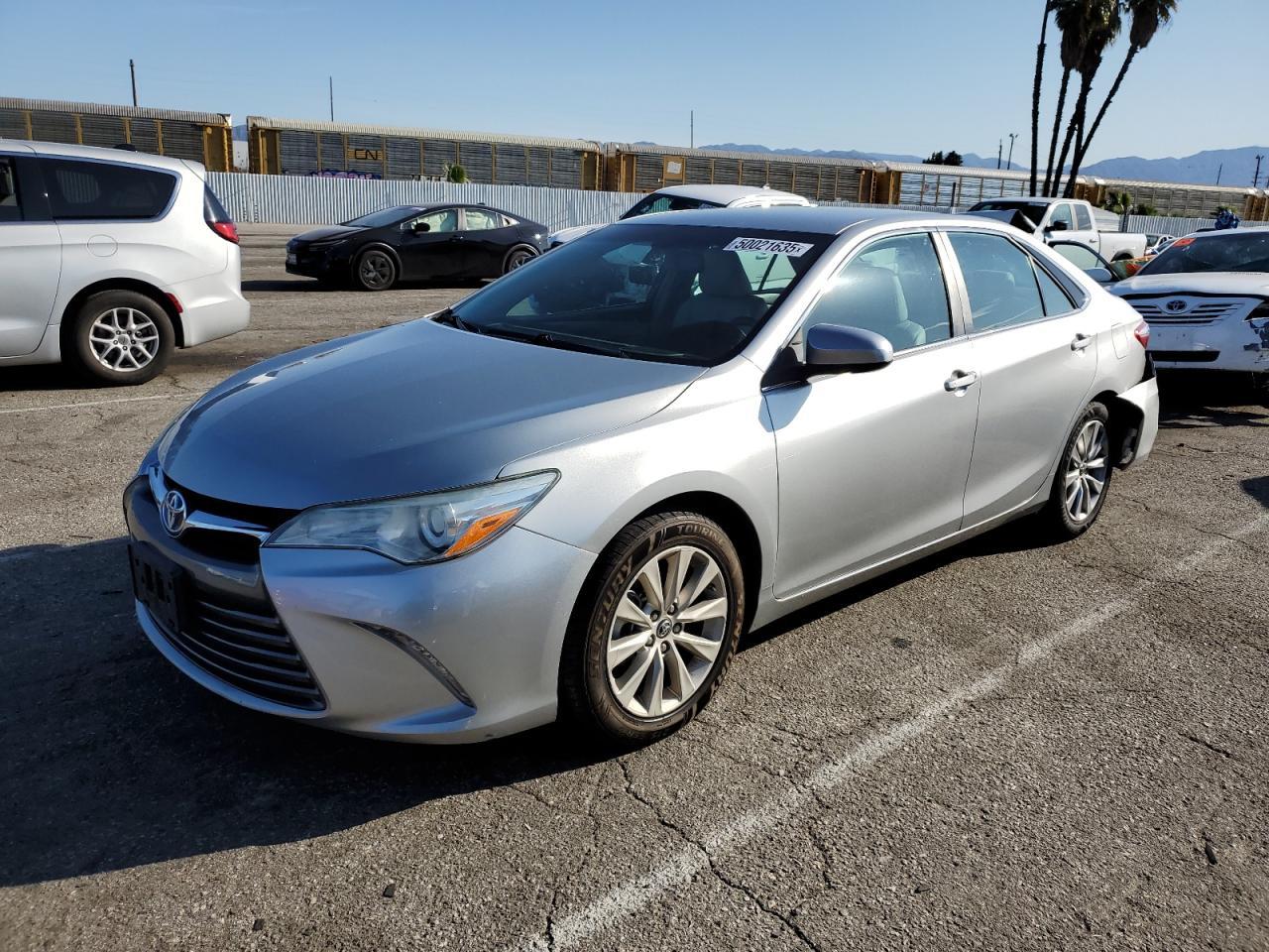 2016 TOYOTA CAMRY HYBR