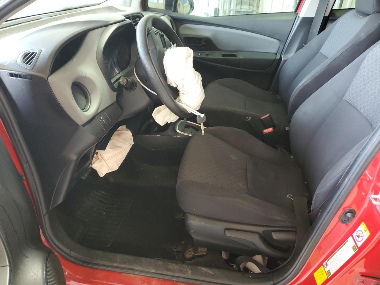 2015 TOYOTA YARIS - Фото 7