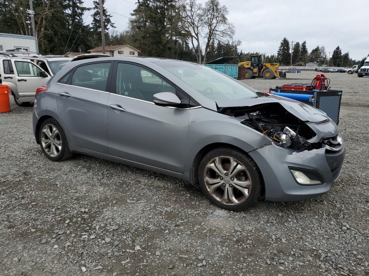 2013 HYUNDAI ELANTRA GT - Image 4