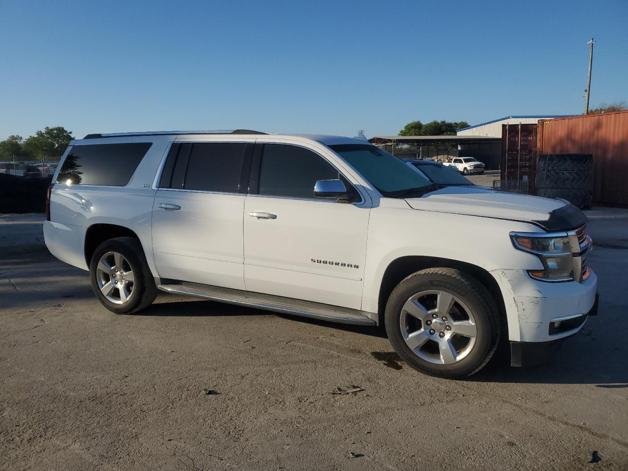 2015 CHEVROLET SUBURBAN C - Image 4