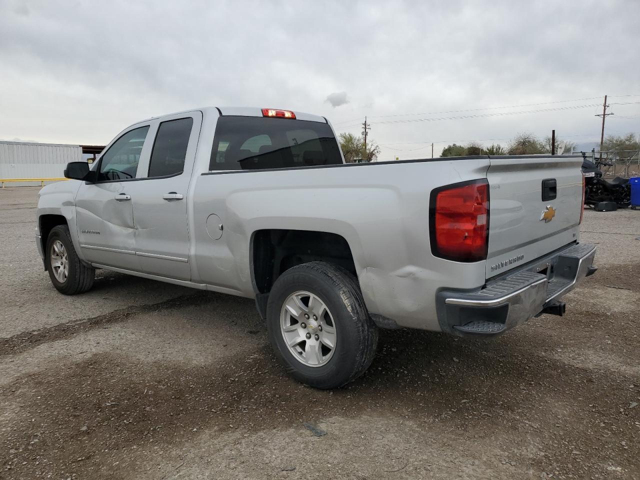 2015 CHEVROLET SILVERADO - Image 2