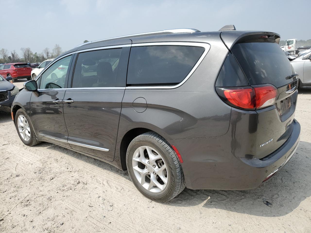 2020 CHRYSLER PACIFICA L - Image 2