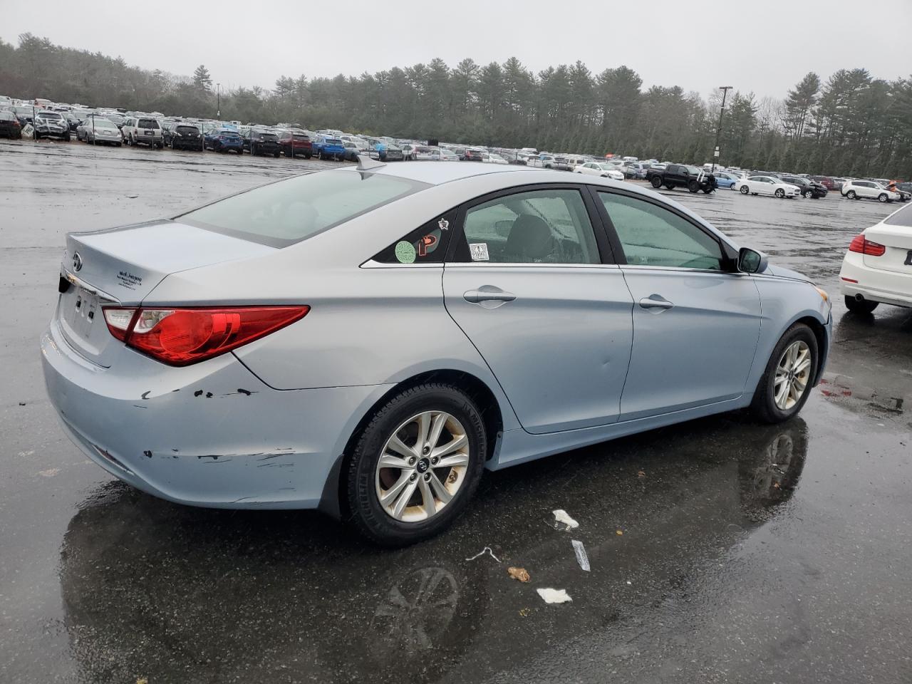 2013 HYUNDAI SONATA GLS - Image 3