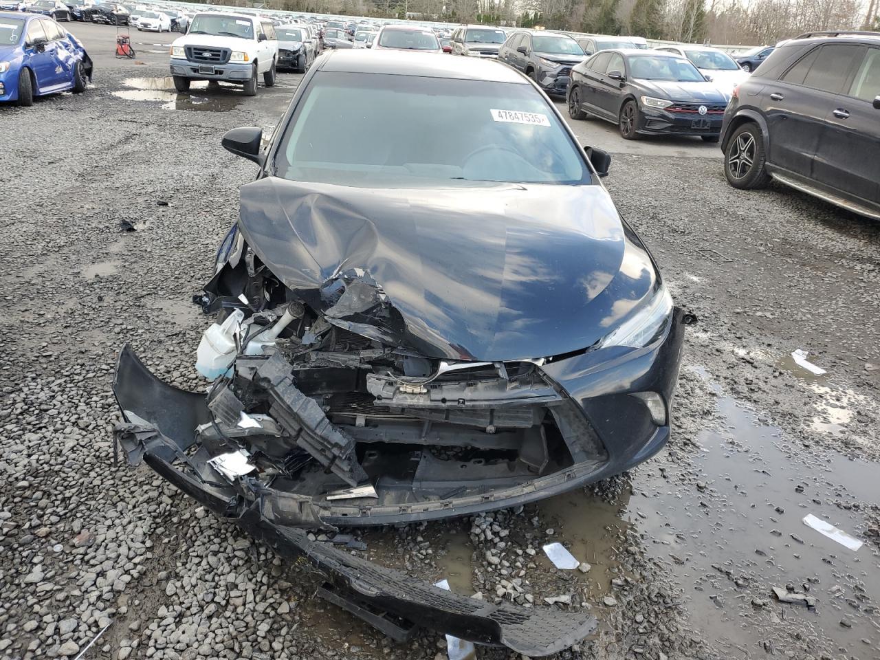 2017 TOYOTA CAMRY LE - Image 5