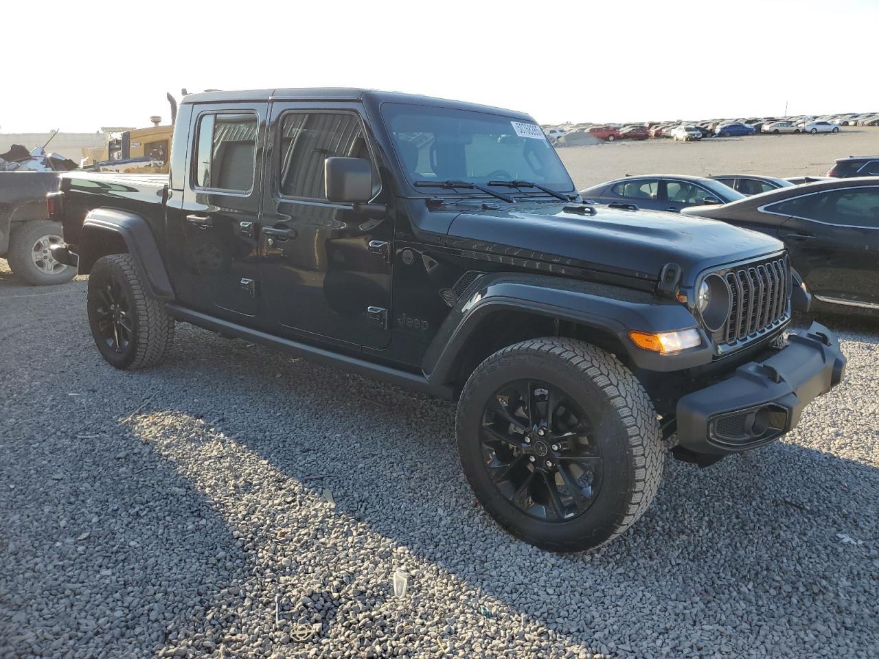 2024 JEEP GLADIATOR - Image 4