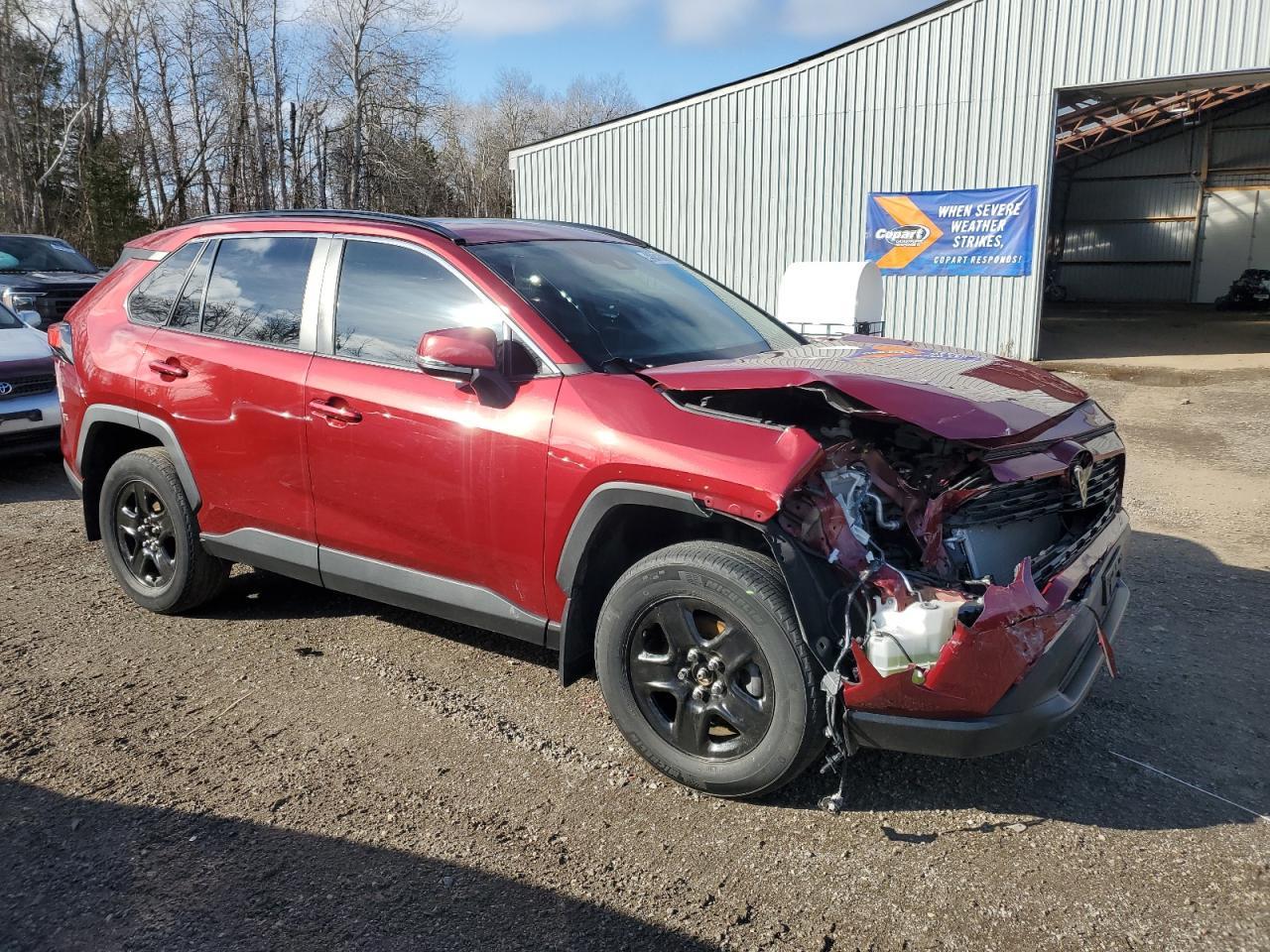 2020 TOYOTA RAV4 XLE - Image 4