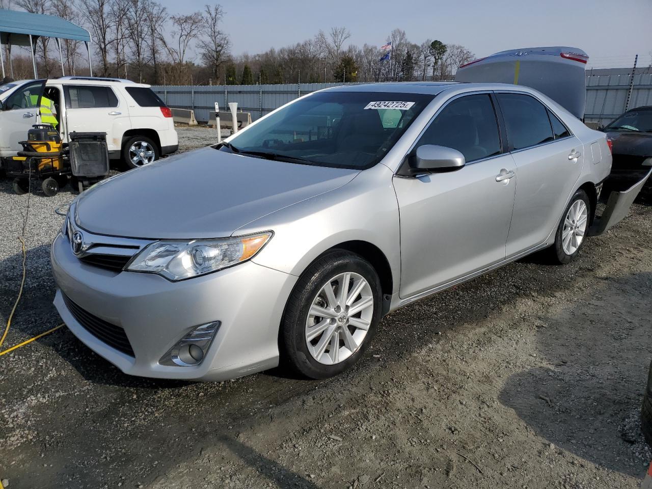 2012 TOYOTA CAMRY XLE