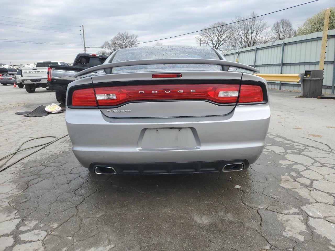2014 DODGE CHARGER SE - Image 6