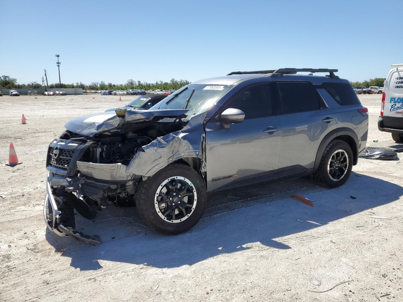 2024 NISSAN PATHFINDER