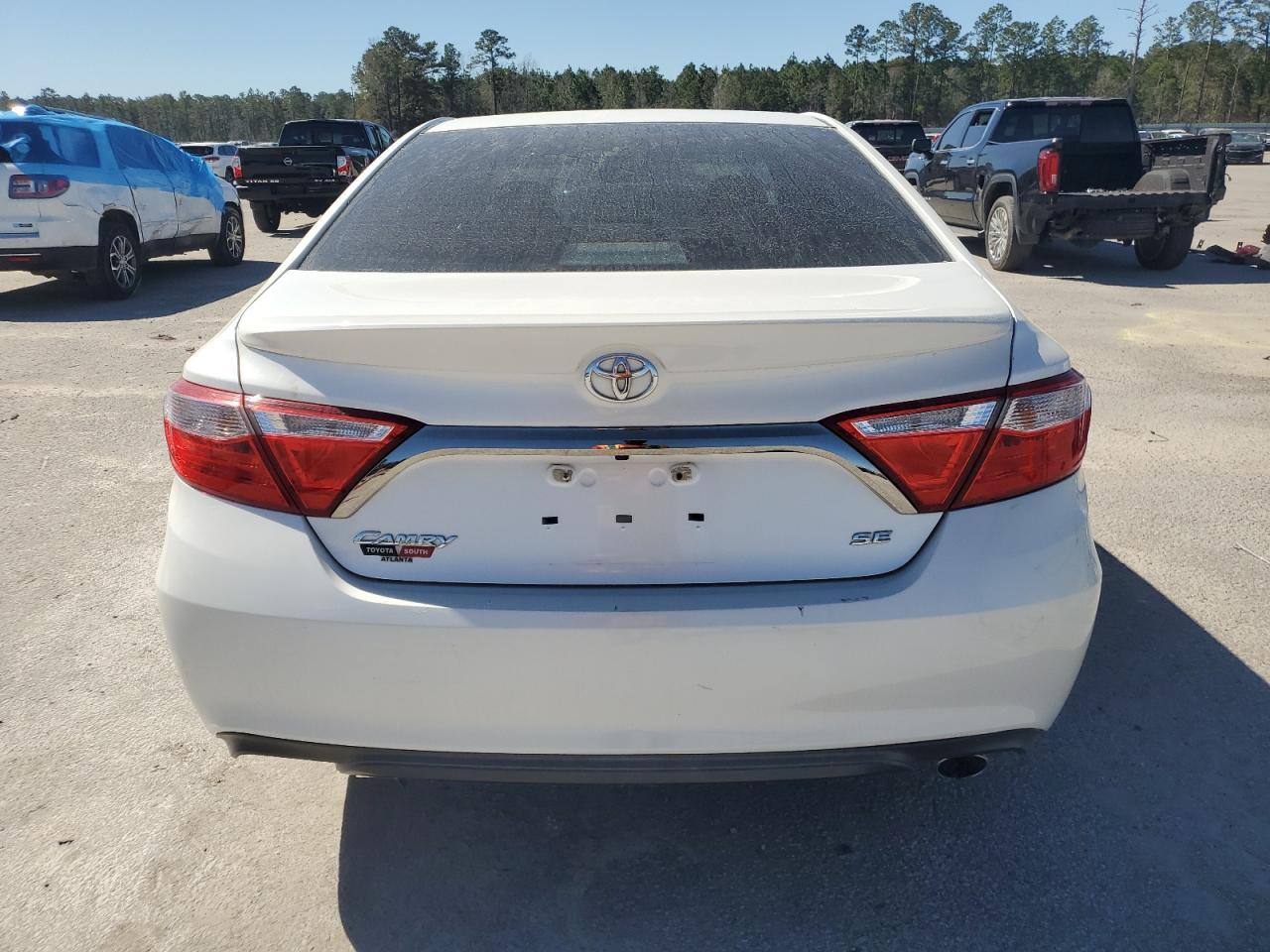 2017 TOYOTA CAMRY LE - Фото 6