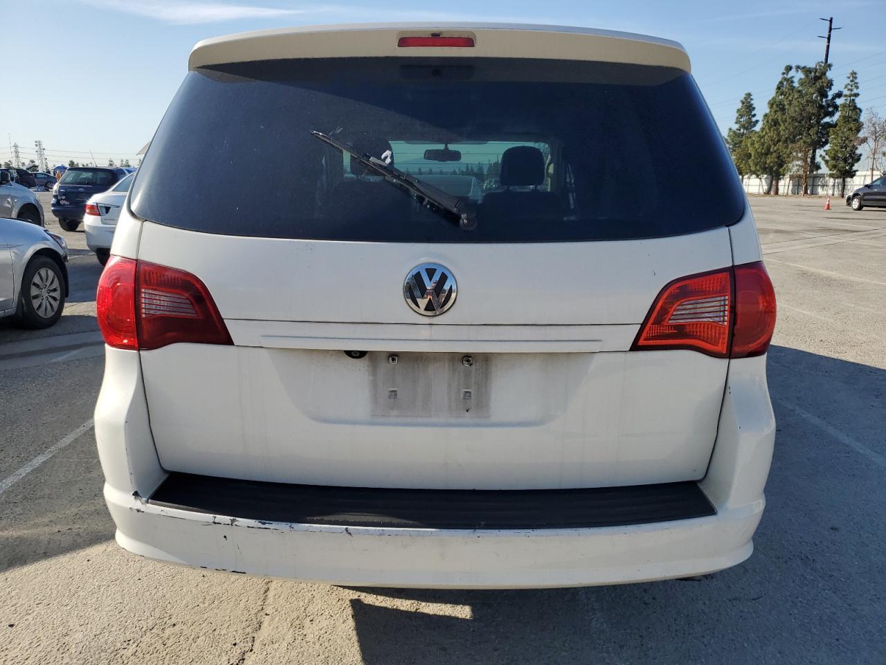 2010 VOLKSWAGEN ROUTAN SEL - Фото 6