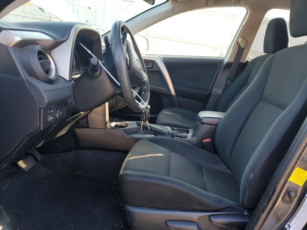 2014 TOYOTA RAV4 LE - Фото 7