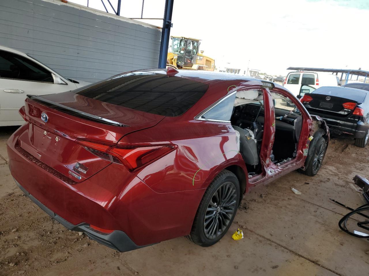 2019 TOYOTA AVALON XLE - Фото 3