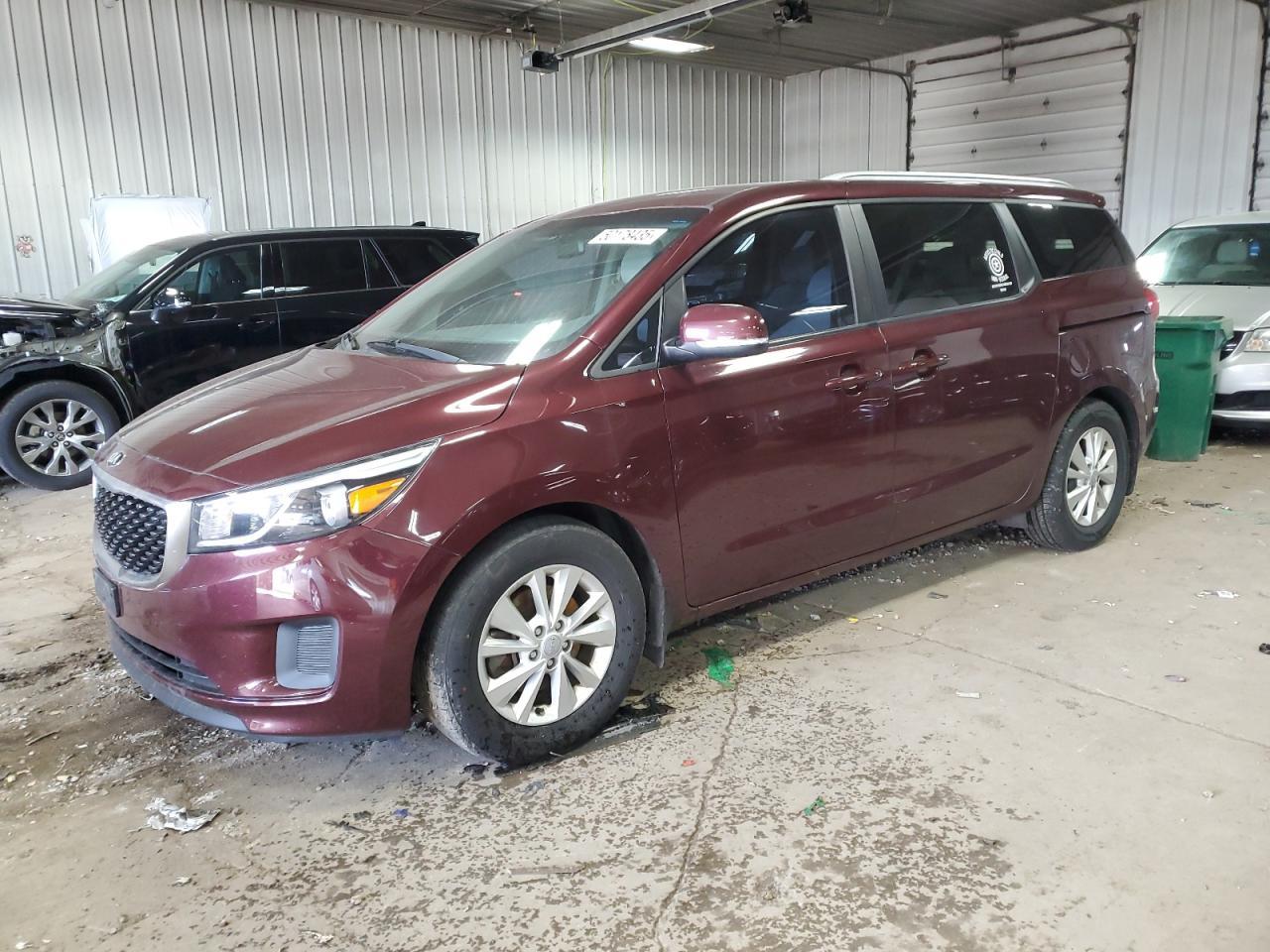 2016 KIA SEDONA LX