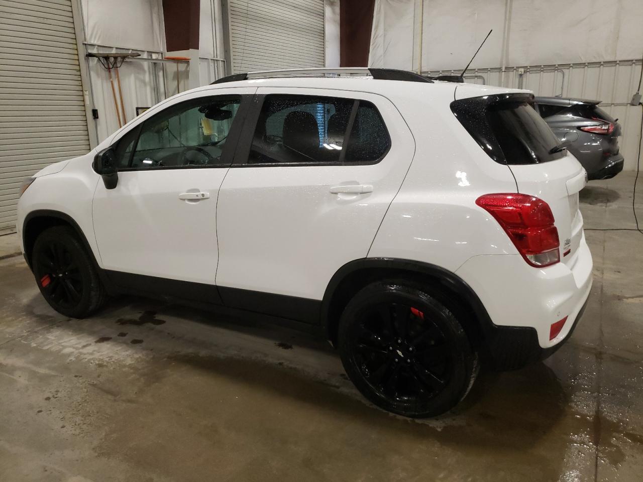 2021 CHEVROLET TRAX 1LT - Фото 2