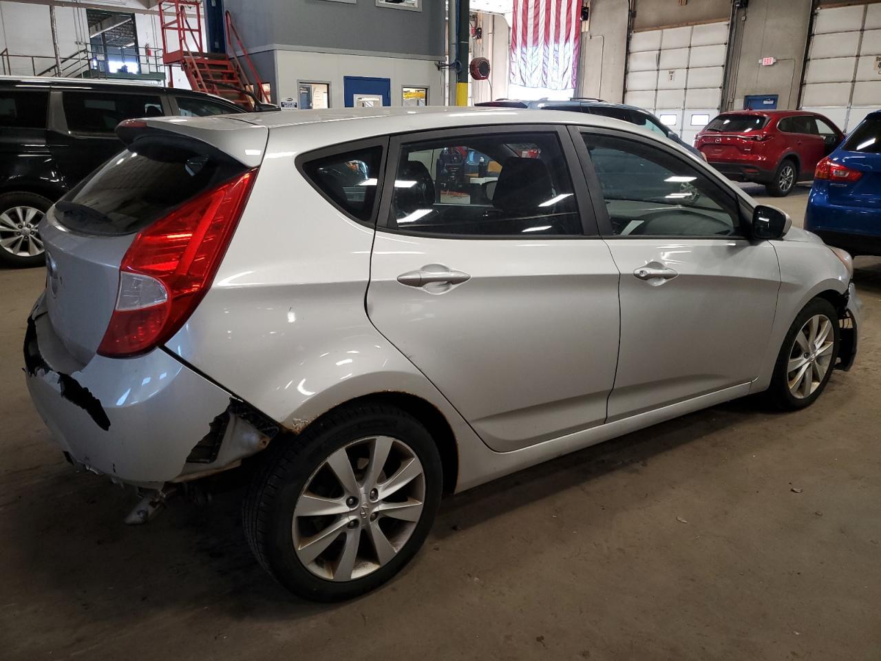 2012 HYUNDAI ACCENT GLS - Image 3