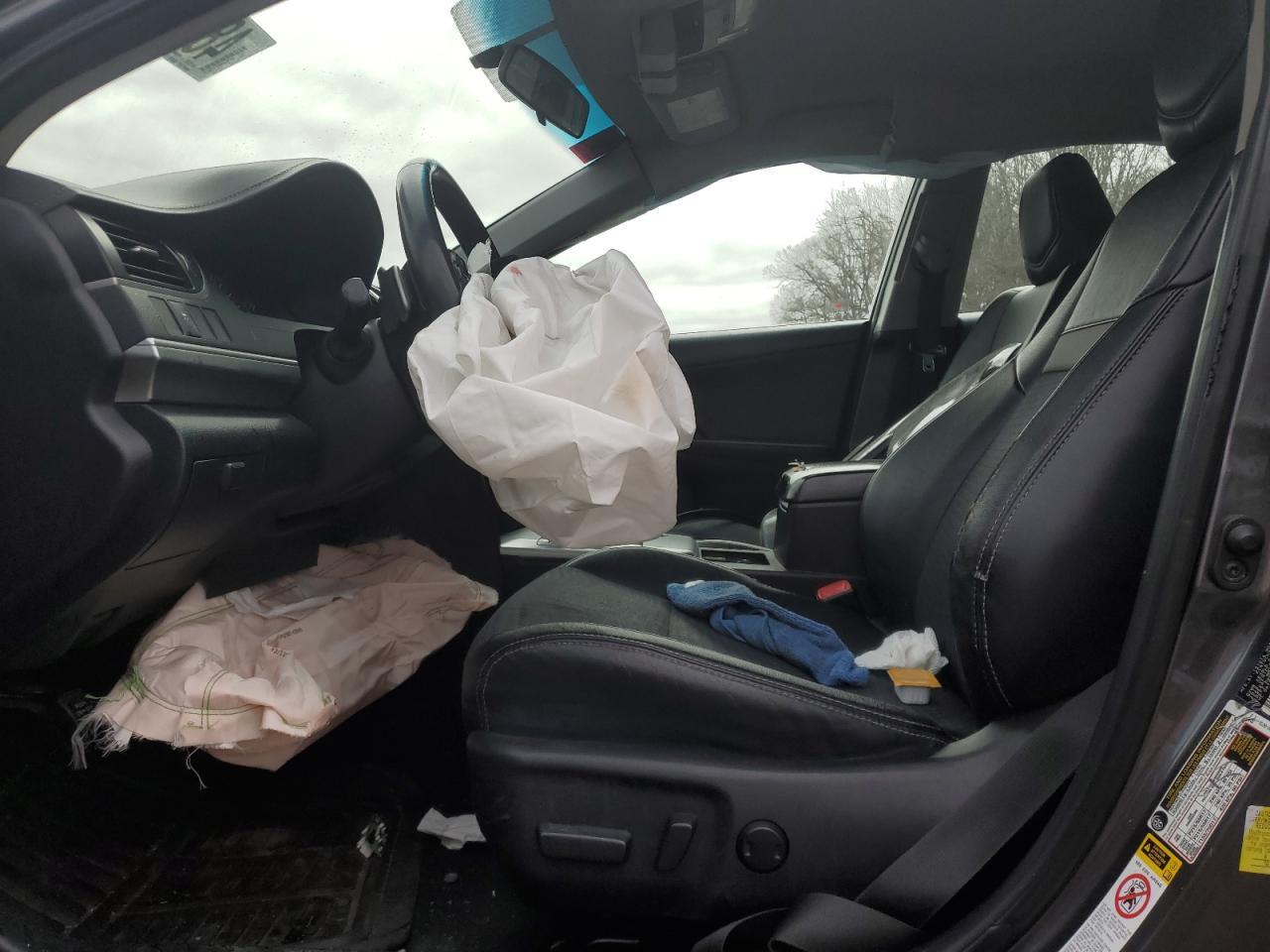 2014 TOYOTA CAMRY L - Image 7