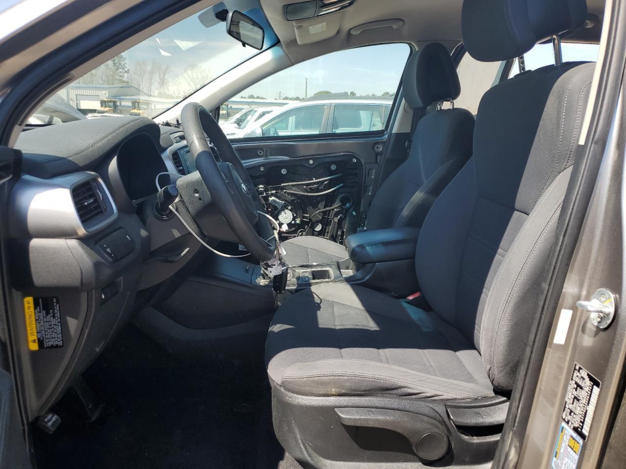 2017 KIA SORENTO LX - Фото 7