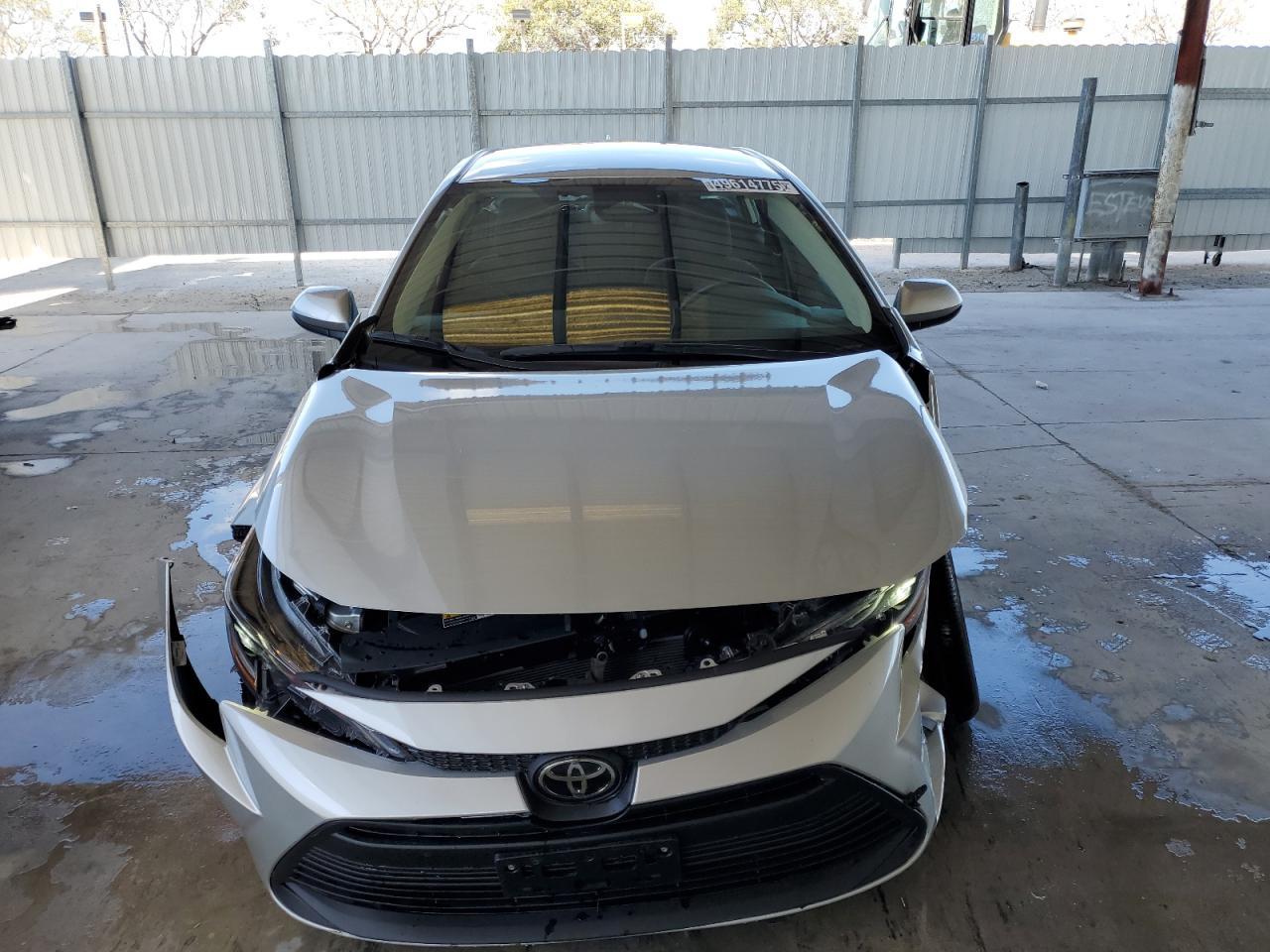 2025 TOYOTA COROLLA LE - Фото 5