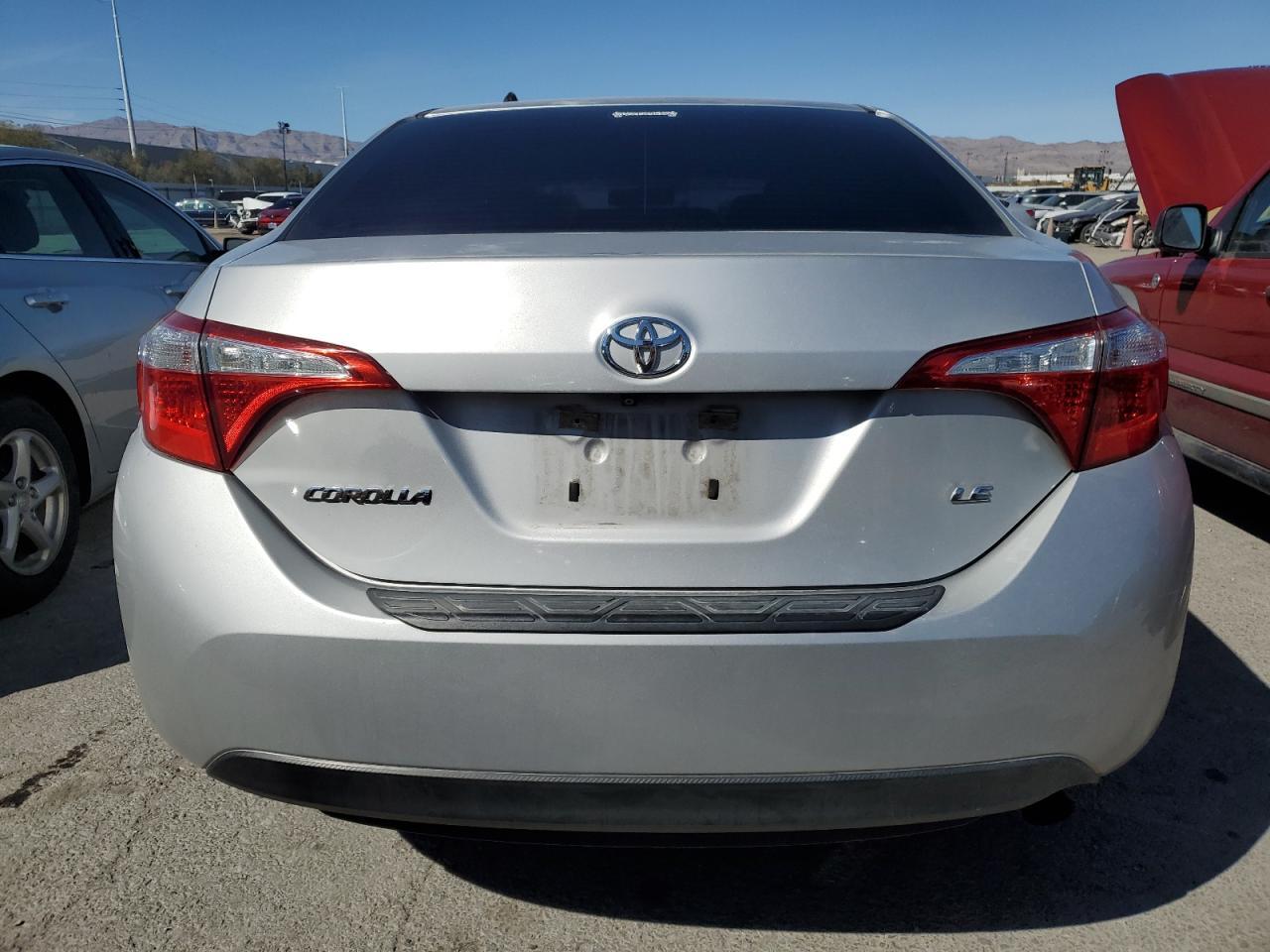2015 TOYOTA COROLLA L - Image 6