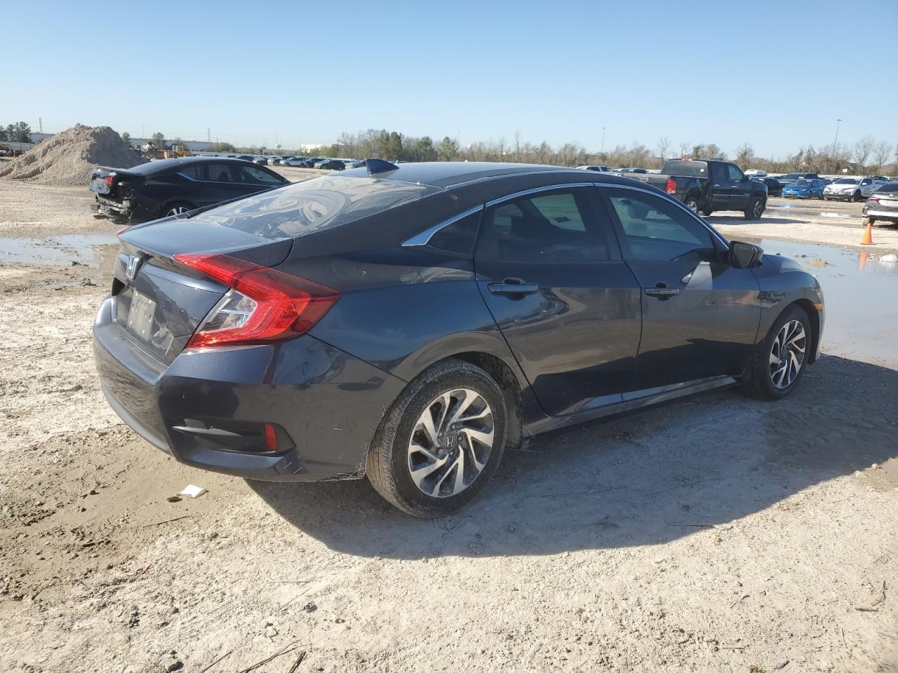 2018 HONDA CIVIC EX - Фото 3