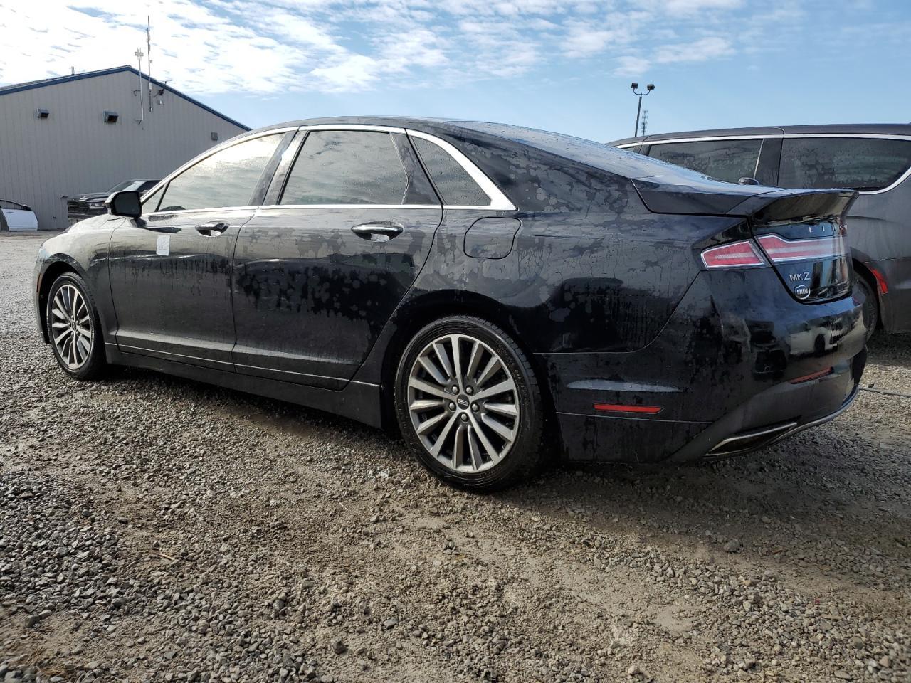 2019 LINCOLN MKZ RESERV - Image 2
