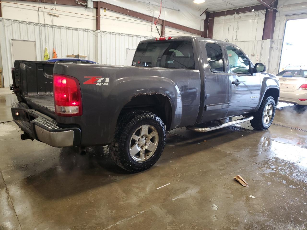 2011 GMC SIERRA K15 - Image 3