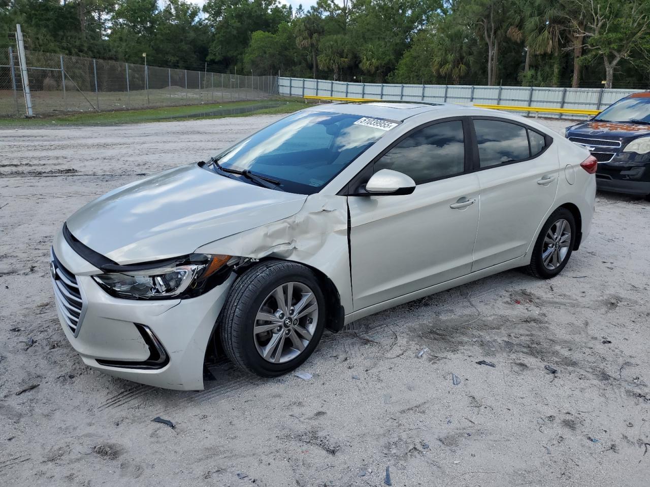 2017 HYUNDAI ELANTRA SE