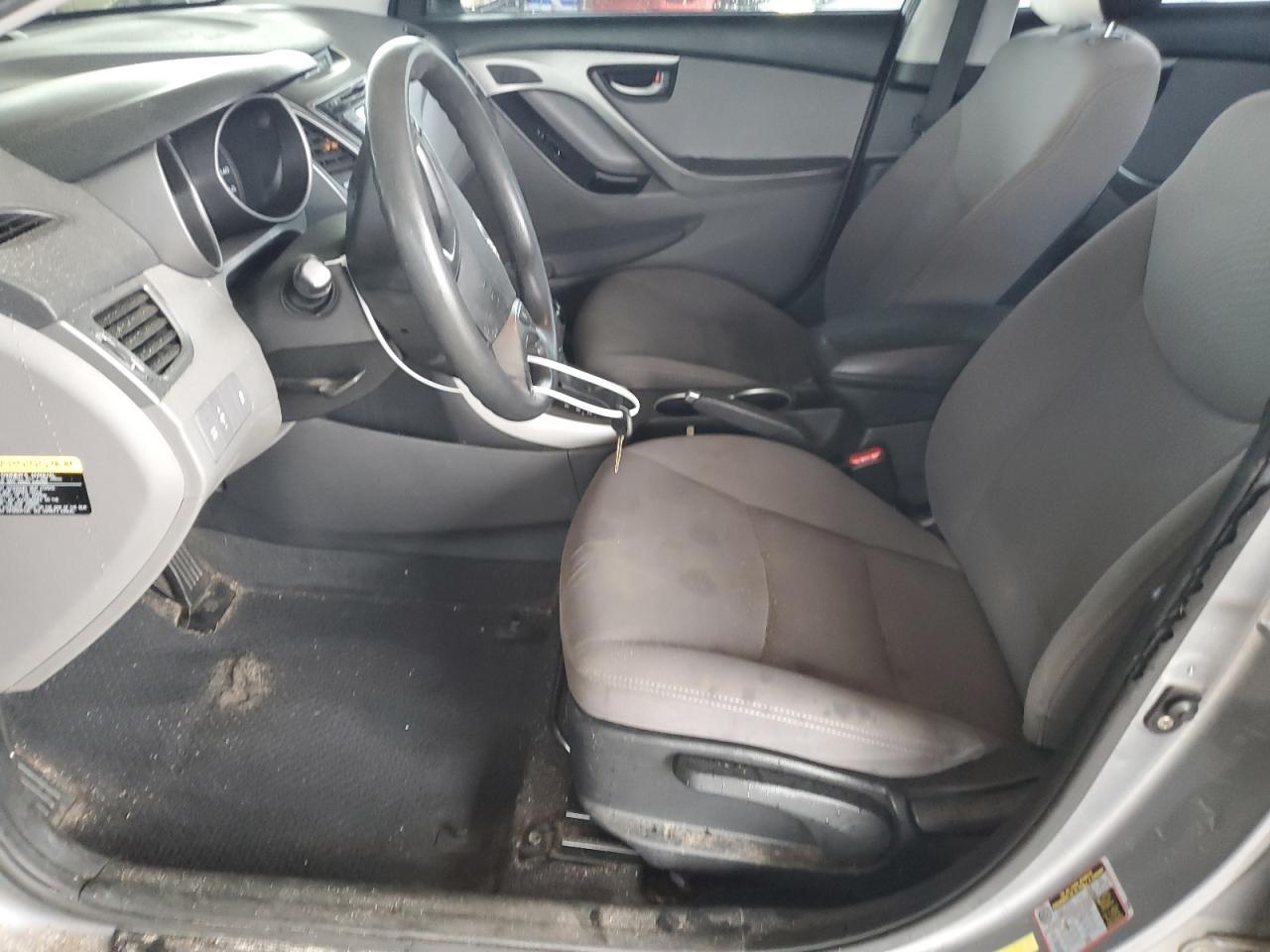 2014 HYUNDAI ELANTRA SE - Фото 7