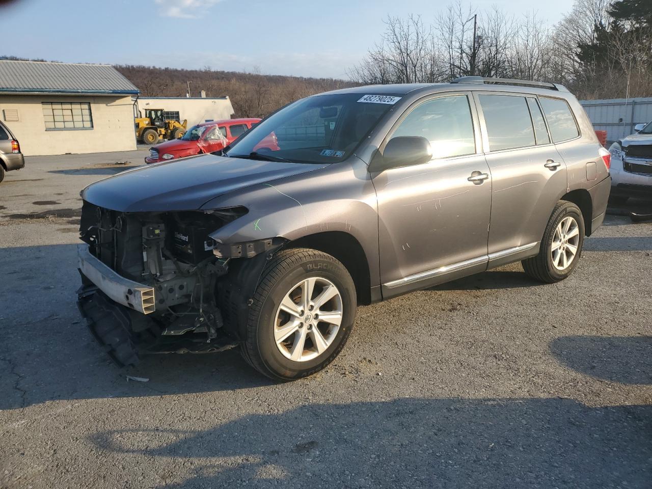 2011 TOYOTA HIGHLANDER