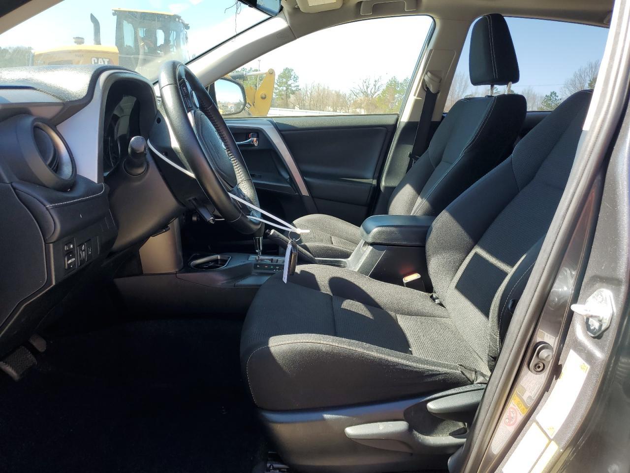 2017 TOYOTA RAV4 XLE - Фото 7