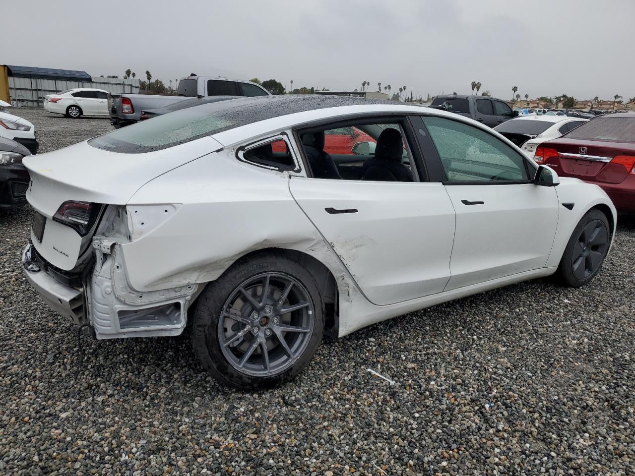 2022 TESLA MODEL 3 - Image 3