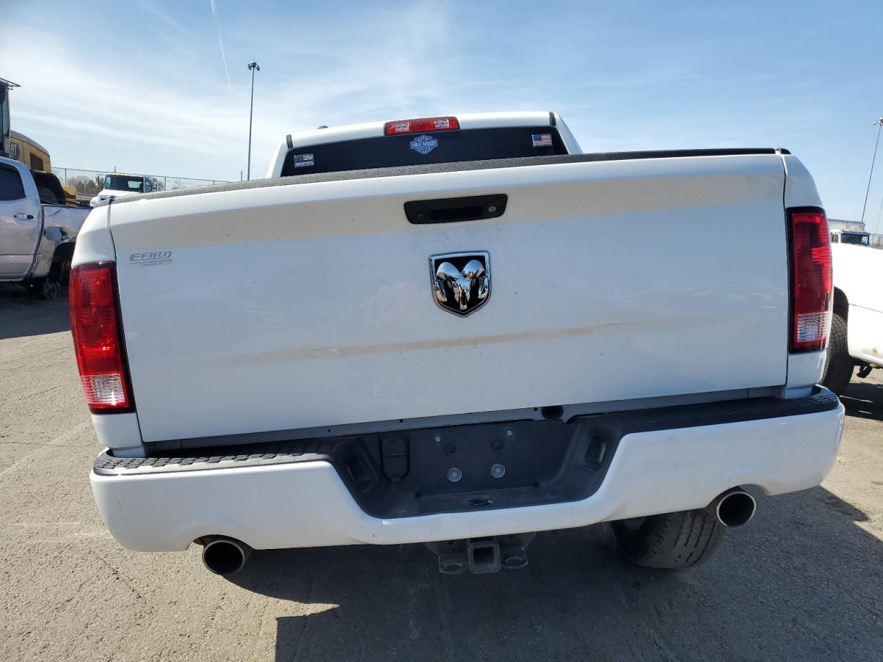 2018 RAM 1500 ST - Фото 6