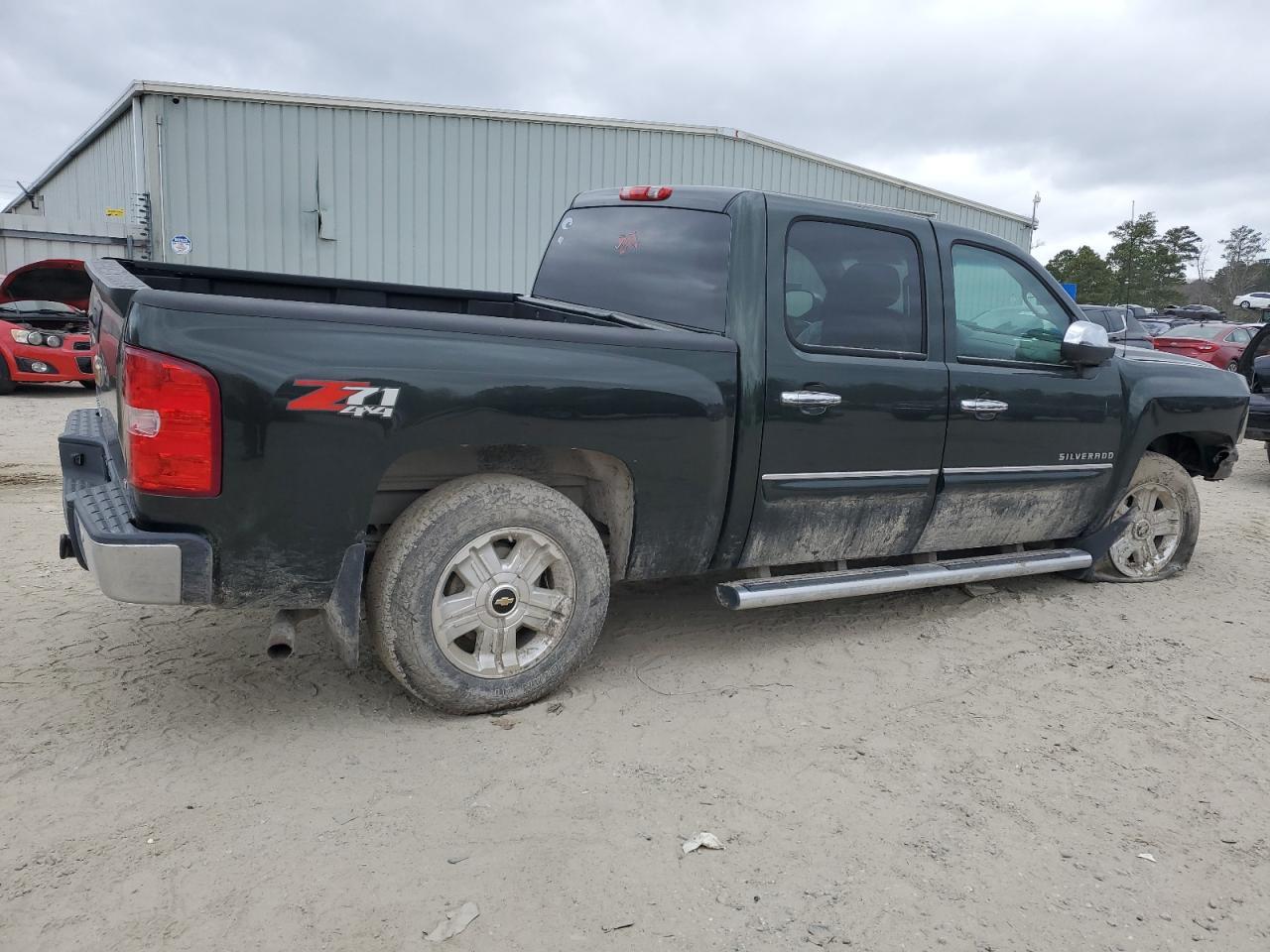 2013 CHEVROLET SILVERADO - Image 3