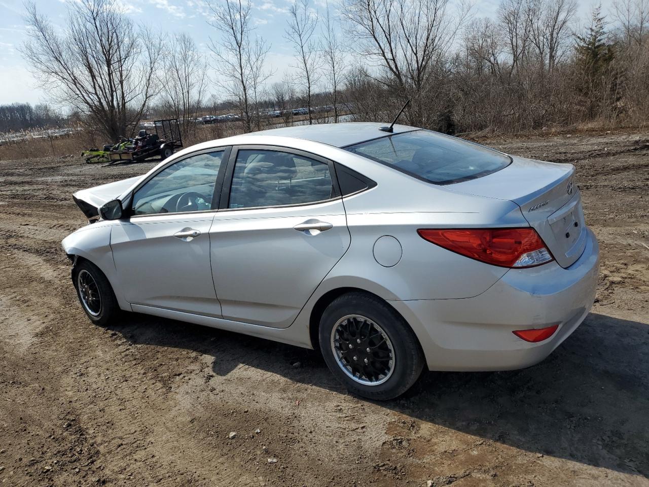 2014 HYUNDAI ACCENT GLS - Фото 2