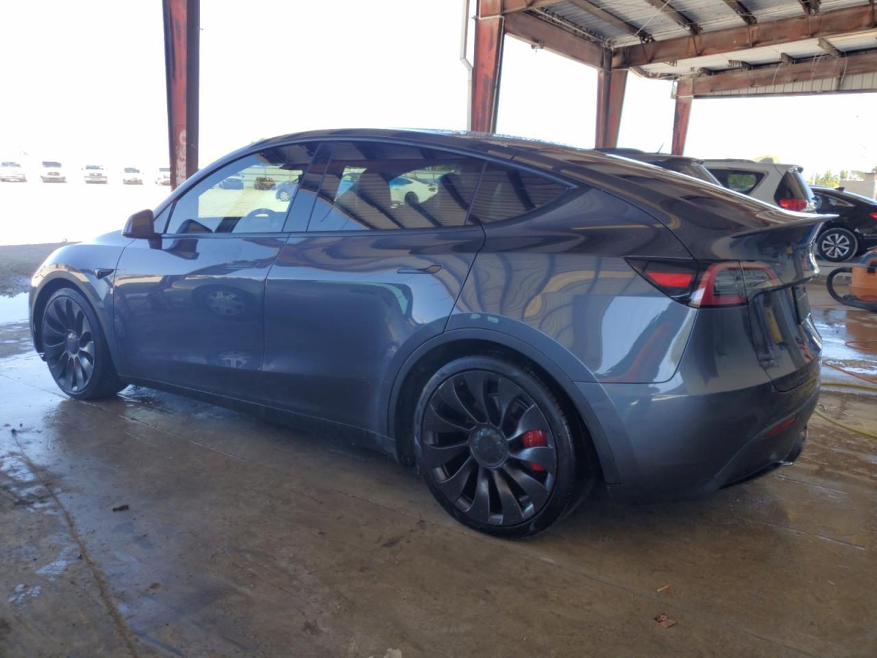 2022 TESLA MODEL Y - Image 2