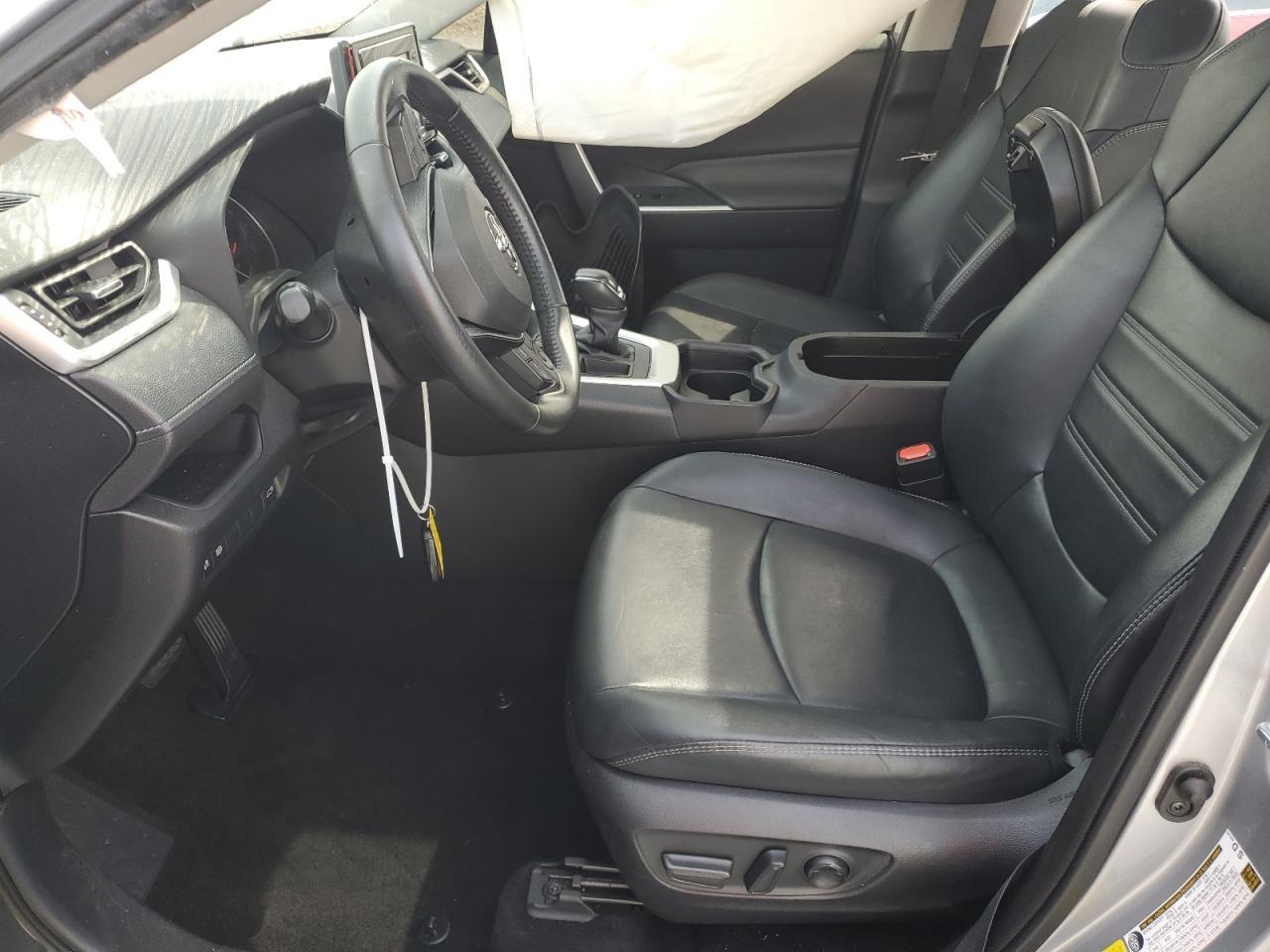 2020 TOYOTA RAV4 XLE P - Image 7