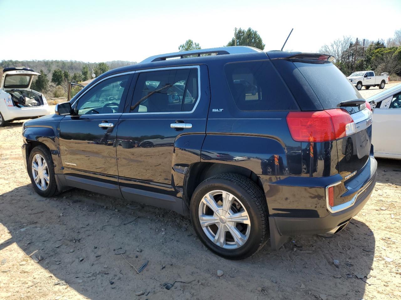 2016 GMC TERRAIN SL - Image 2
