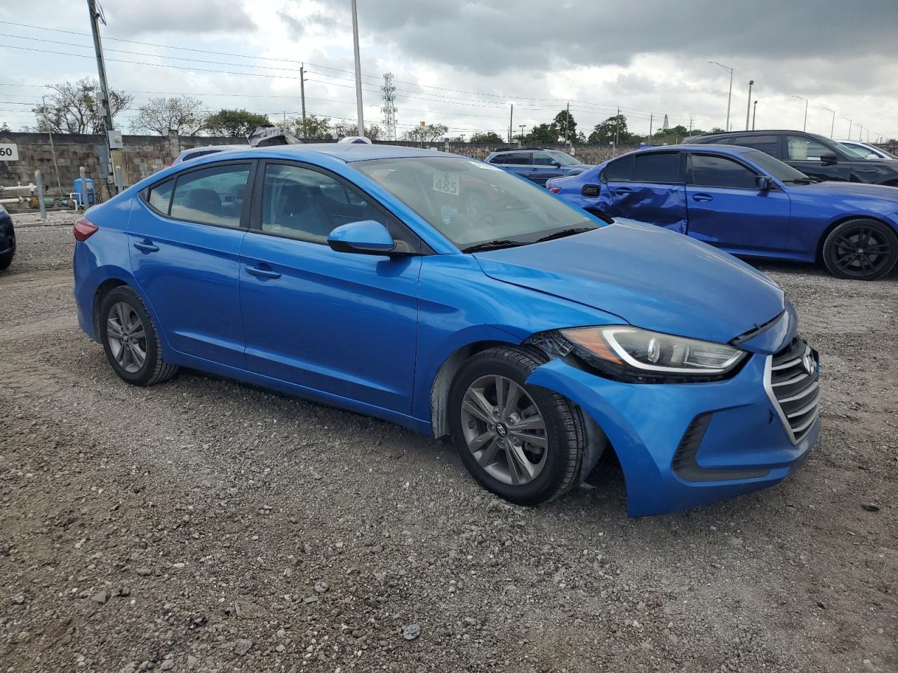 2017 HYUNDAI ELANTRA SE - Image 4