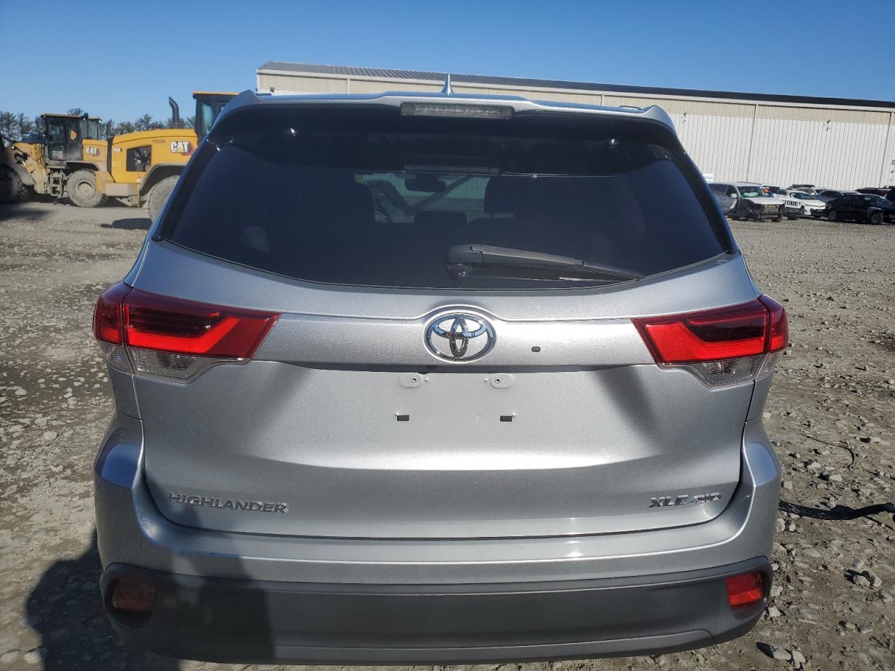 2018 TOYOTA HIGHLANDER - Image 6
