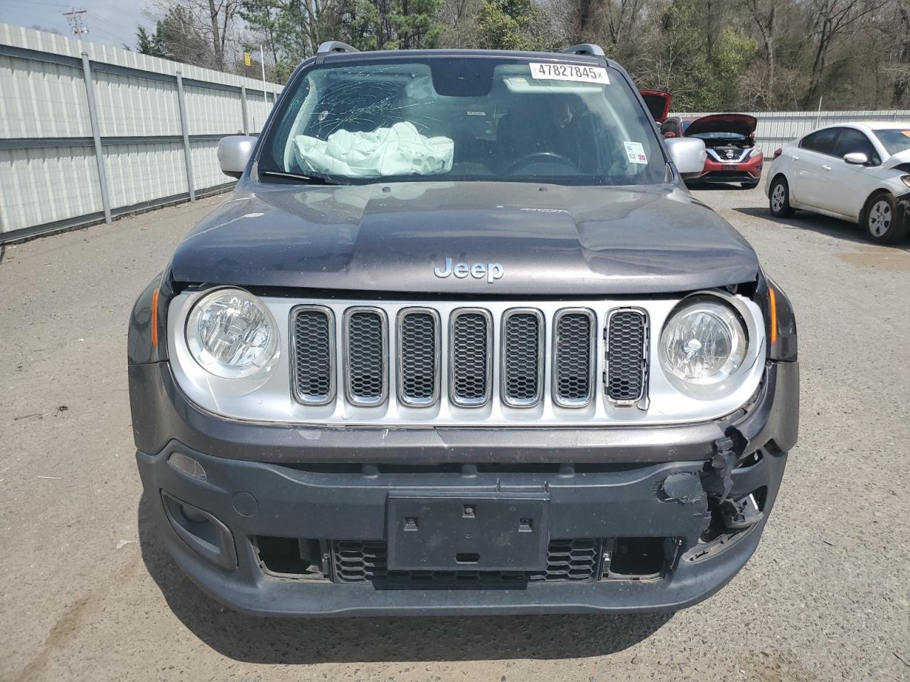 2018 JEEP RENEGADE L - Image 5