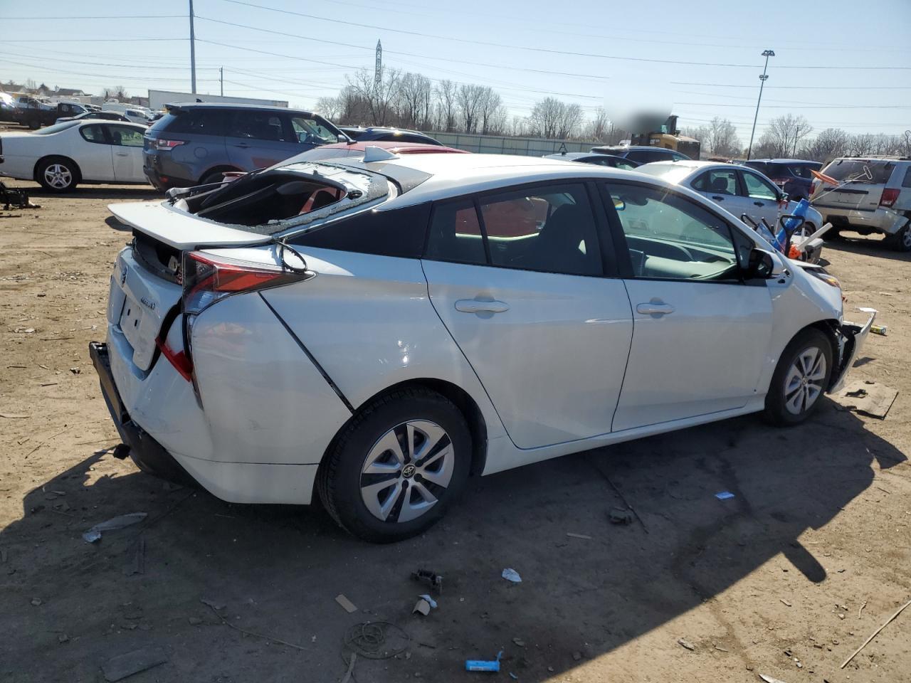 2016 TOYOTA PRIUS - Фото 3
