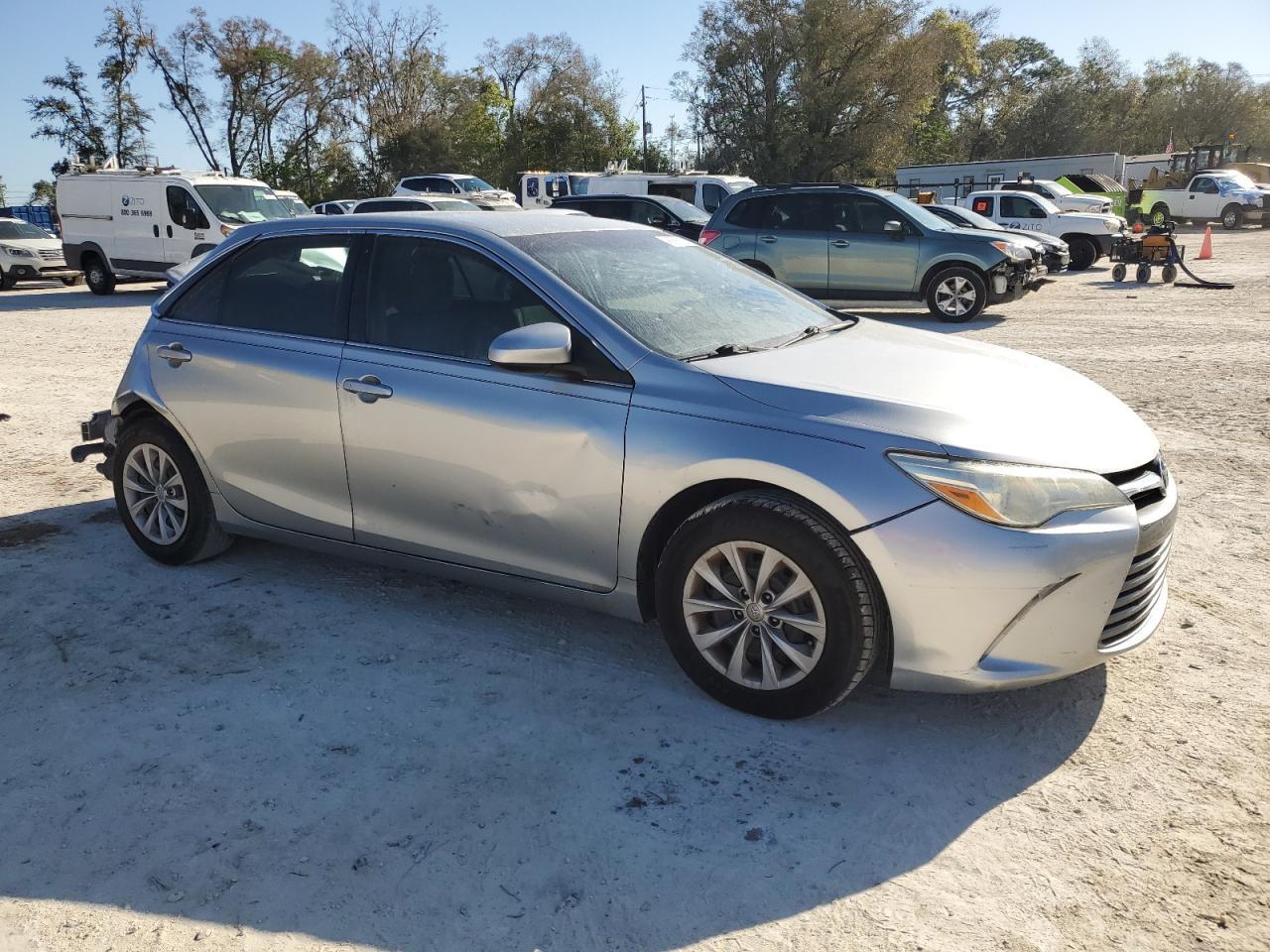 2016 TOYOTA CAMRY LE - Image 4