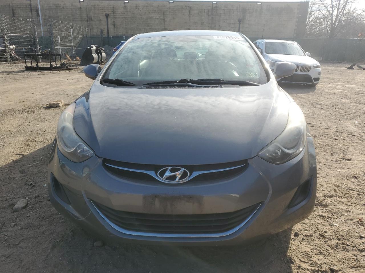 2013 HYUNDAI ELANTRA GL - Image 5