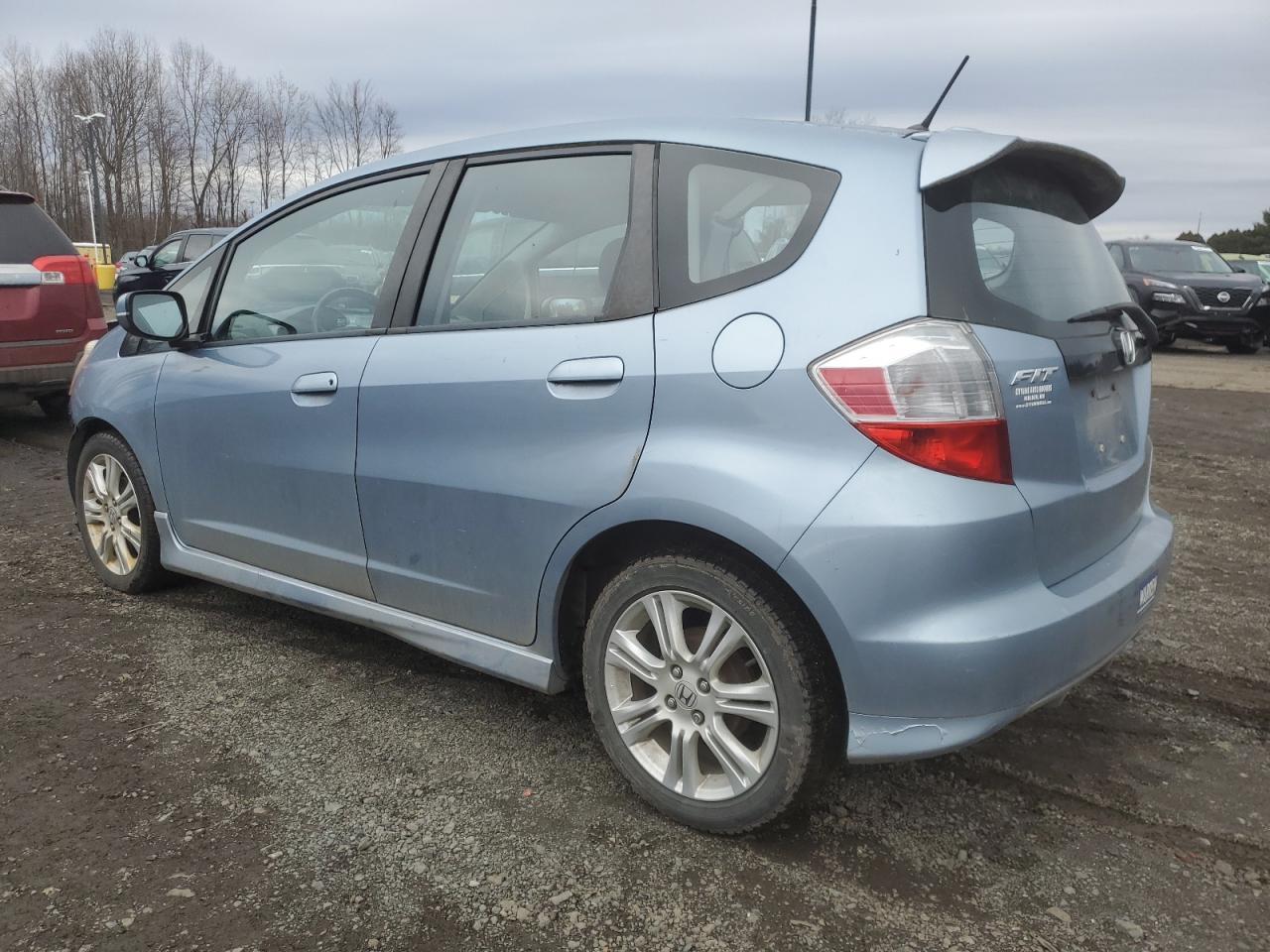 2011 HONDA FIT SPORT - Image 2