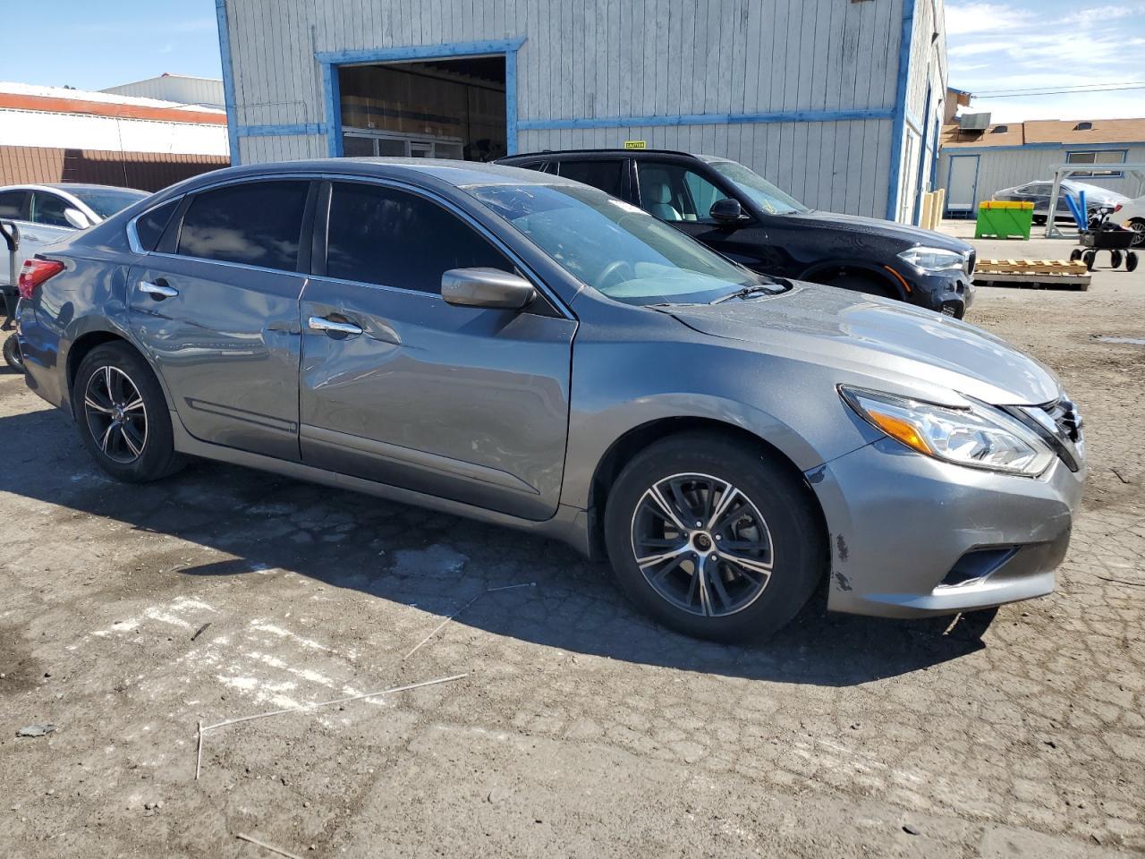 2017 NISSAN ALTIMA 2.5 - Фото 4
