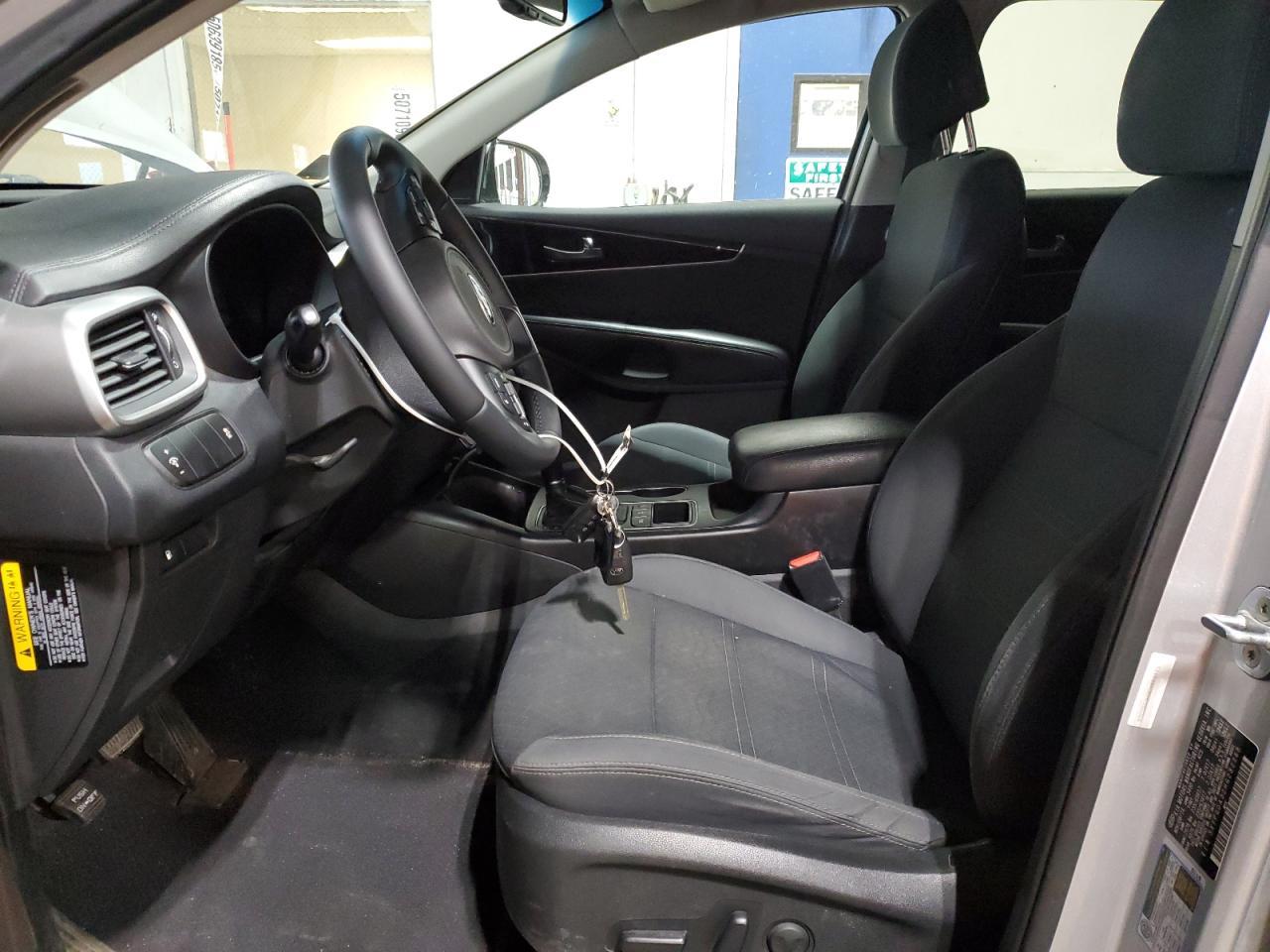 2017 KIA SORENTO LX - Фото 7